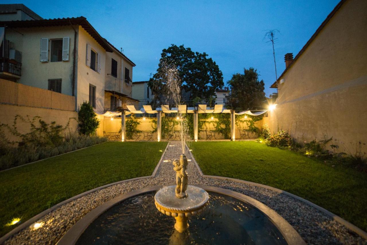 Lucus Exclusive Bed And Breakfast Lucca Exterior photo